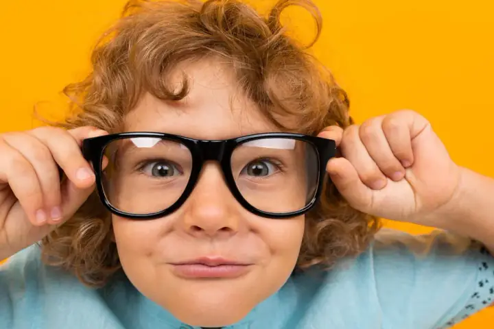 Miopia se agrava ainda mais com exposição exagerada com telas? Entenda!